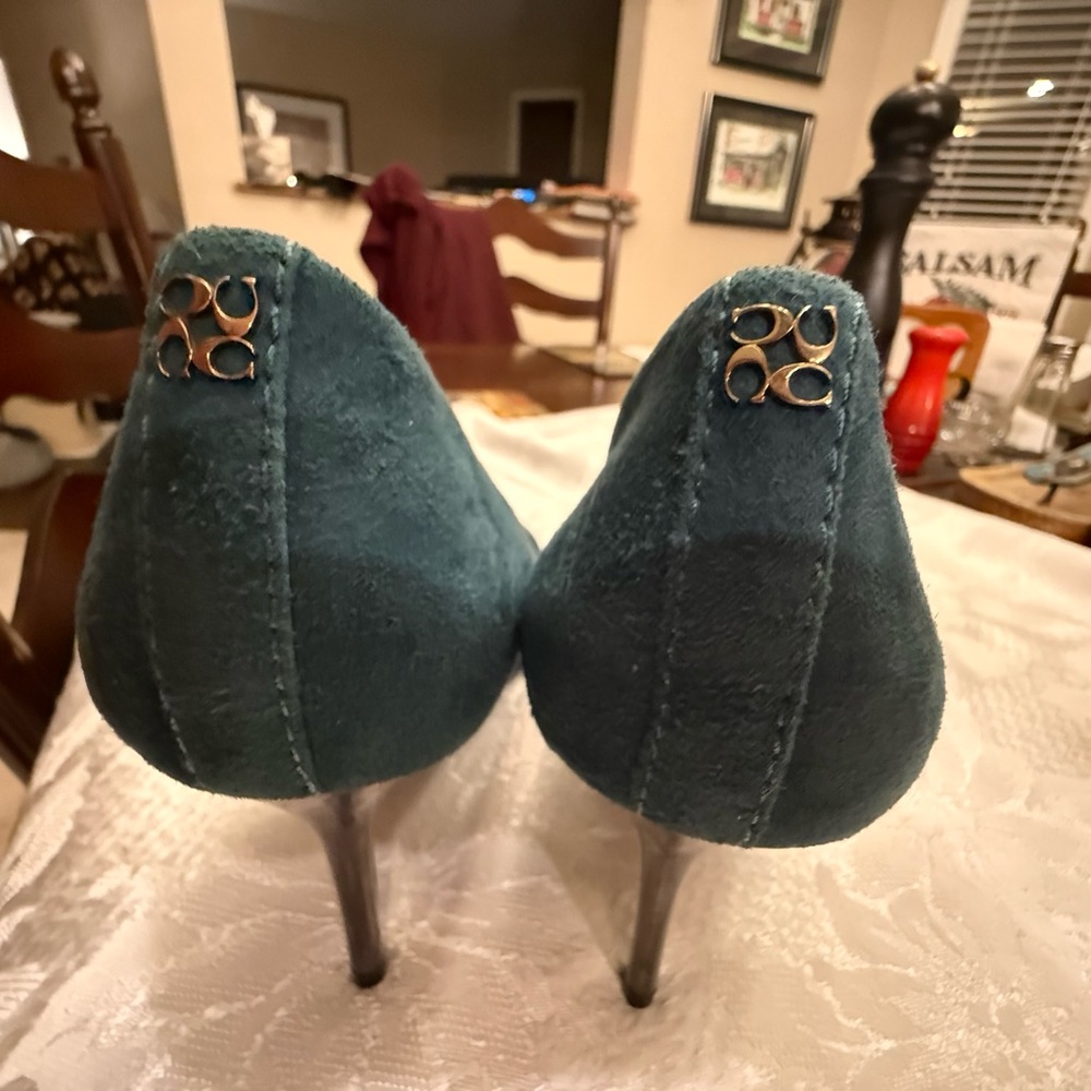 Coach Teal Suede Women's Pumps - Picture 9 of 13